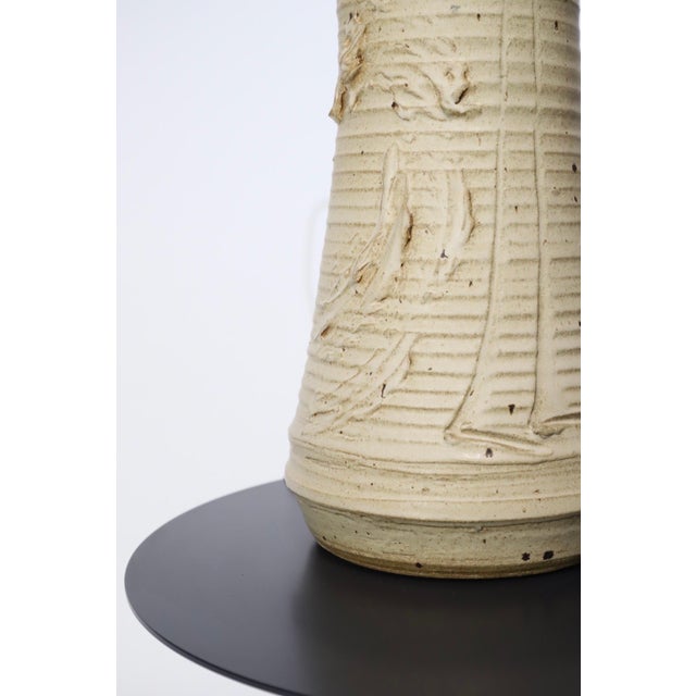 White 1970s Ceramic Table Lamp Bob Kinzie Affiliated Craftsmen For Sale - Image 8 of 18