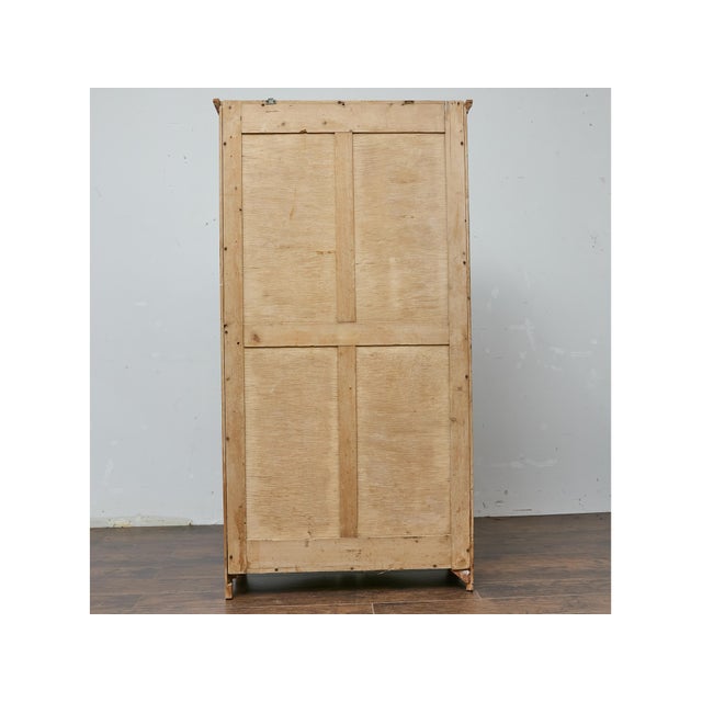 19th Century English Pine Glass Door Cabinet with Painted Interior For Sale In Atlanta - Image 6 of 8