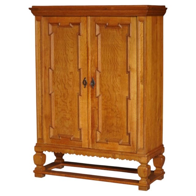 Mid-Century Modern Danish Oak Cabinet with Carved Doors and Decorative Base, 1950s For Sale - Image 17 of 17