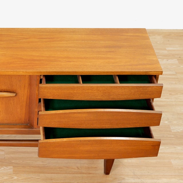 Brown Mid Century Credenza by Jentique Furniture For Sale - Image 8 of 10