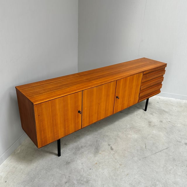 Mid-Century Modern Vintage Sideboard in Walnut, 1960s For Sale - Image 3 of 13