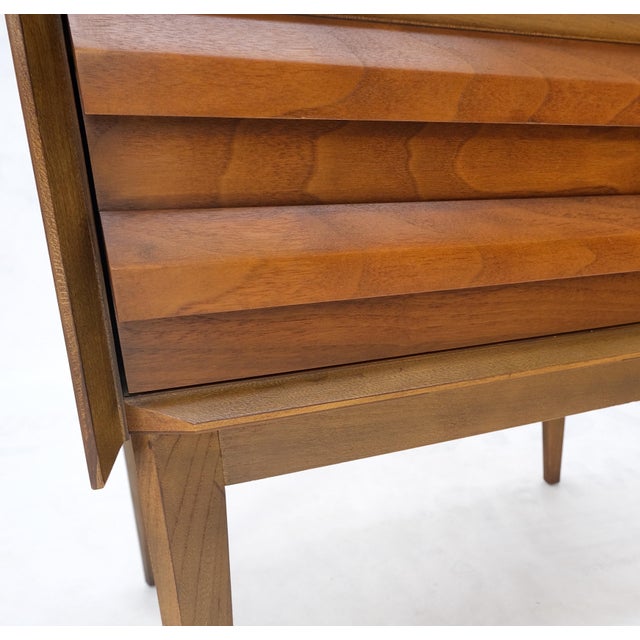 Pair Two Drawers Walnut Mid-Century Modern End Side Night Stands Tables Mint! For Sale - Image 16 of 17