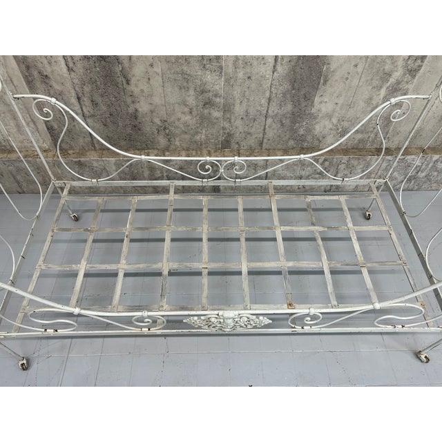 Ivory French Wrought Iron Daybed, 1890s For Sale - Image 8 of 9