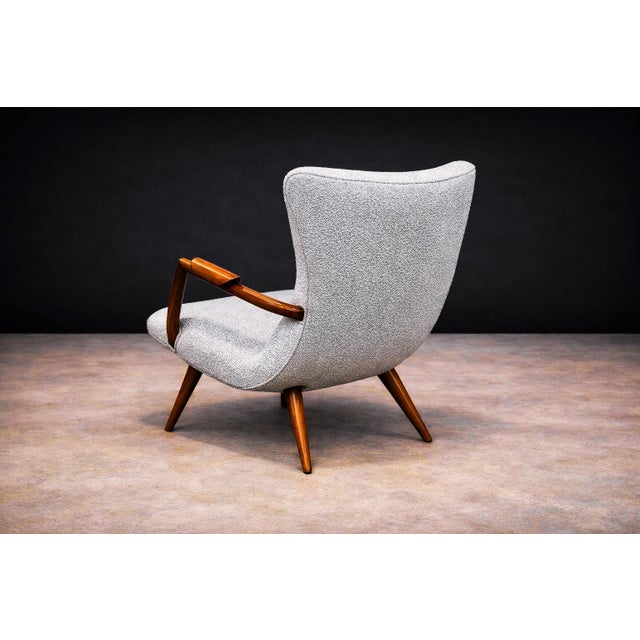 Off-white Armchair in Caviuna Wood & Boucle, Giuseppe Scapinelli, 1950s - Lot 811 For Sale - Image 8 of 16