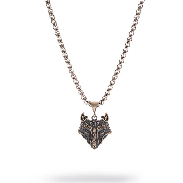 Silver Wolf Guardian Men’s Necklace For Sale - Image 10 of 10