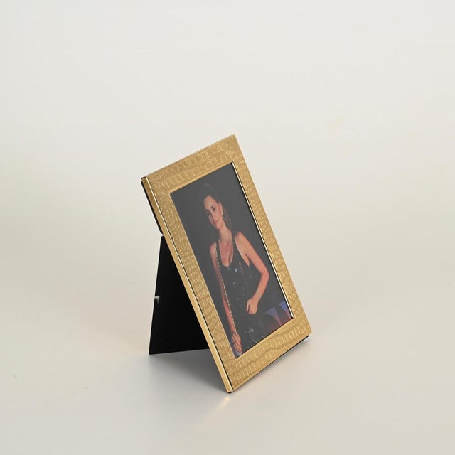 Gold Mid-Century Modern Italian 24k Gold Brass Photo Frame from Mascagni, 1970s For Sale - Image 8 of 13