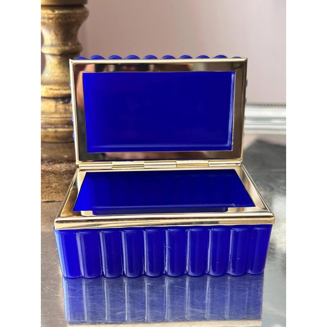 1960s Cobalt Italian Opaline glass casket with gold mounts and scalloped sides For Sale - Image 16 of 16