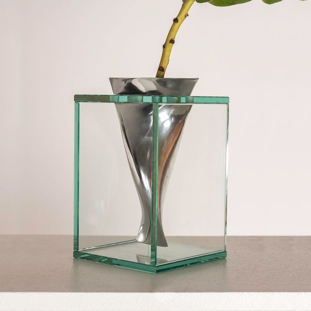 Flower Vases by Lisa Mori, 1980s, Set of 2 For Sale - Image 9 of 17