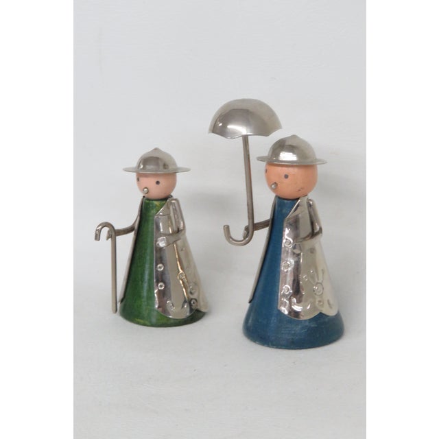 Folk Art Pair of 2 Wood and Metal Folk Art Figurines Couple With Umbrella and Cane 4871b For Sale - Image 3 of 13