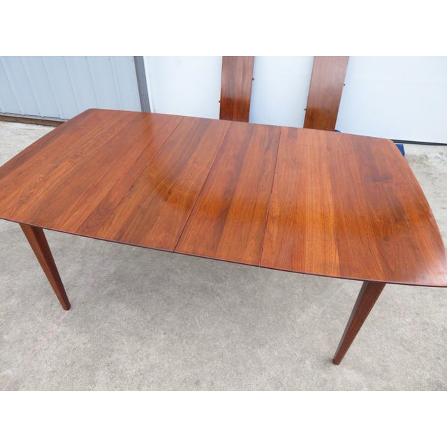 Vintage Mid Century Walnut Extending Dining Table W/ Leaves by Ace Hi Furniture For Sale - Image 13 of 13