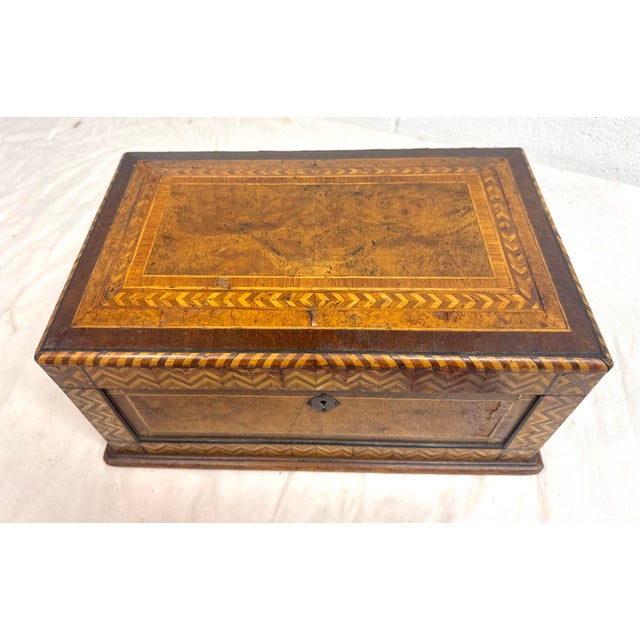 Antique 19th Century Handmade Inlaid Marquetry Parquetry Wood Jewelry Sewing Box For Sale - Image 11 of 17