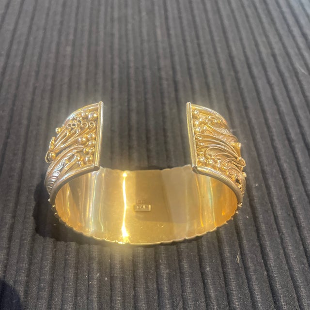 Vintage Native American Solid 14k Gold Cuff by George Begay For Sale - Image 4 of 8