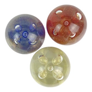 Barbini Murano Vintage Red Blue Gold Flecks Italian Art Glass Mid Century Paperweights - Set of 3 For Sale
