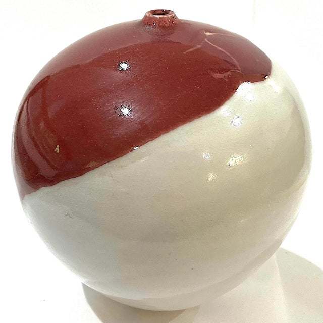 Ceramic 1980's Oxblood Splash Hand-Crafted Porcelain Vessel - Ken Edwards Montana Potter For Sale - Image 7 of 11