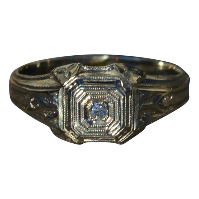 The Alec: Men's Antique 18K White Gold Ring set with Diamond For Sale