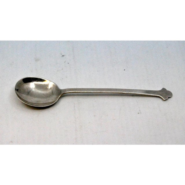 Silver Ice Cream Scoop with Fleur De Lys on the Handle, in Very Good conditions. Designed 1920 to 1949 This piece has an...