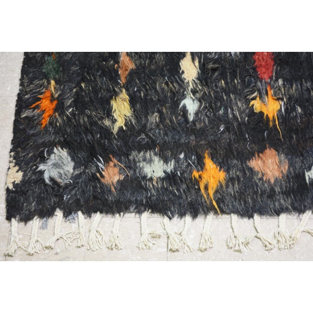 1960s Moroccan Hand Knotted Azilal Rug With Soft Texture,7'8"x11'4" For Sale - Image 5 of 6