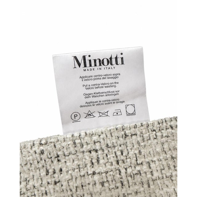 Mid-Century Modern Minotti Hamilton Sofa by Rodolfo Dordoni For Sale - Image 3 of 6