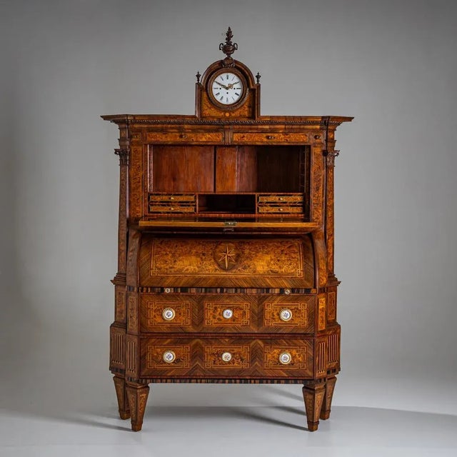 Neoclassical Cylinder Secretaire Desk with Clock, 1780 For Sale - Image 10 of 15