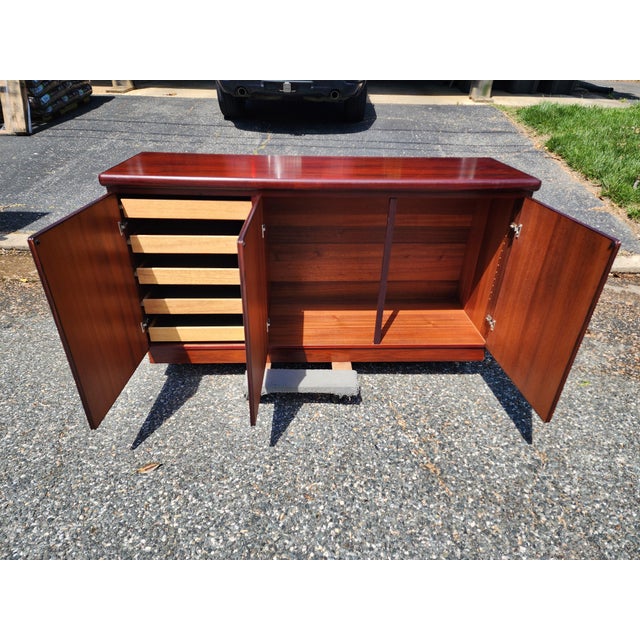 Stunning Vintage Skovby Mid-Century Modern Rosewood Credenza | Danish Modern 3-Door Buffet | Sleek Storage Cabinet For Sale - Image 9 of 18