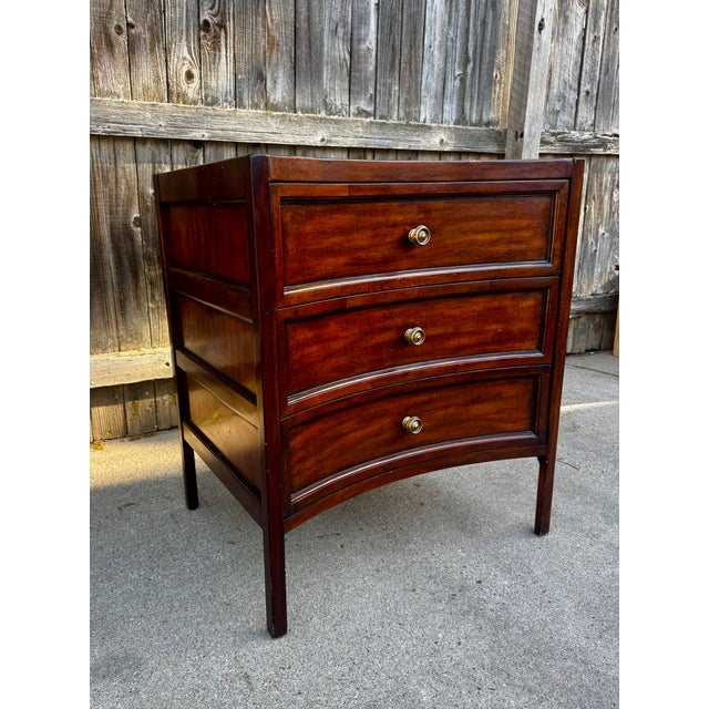 Traditional Dessin Fournir Style Serpentine Mahogany Chest For Sale - Image 3 of 9