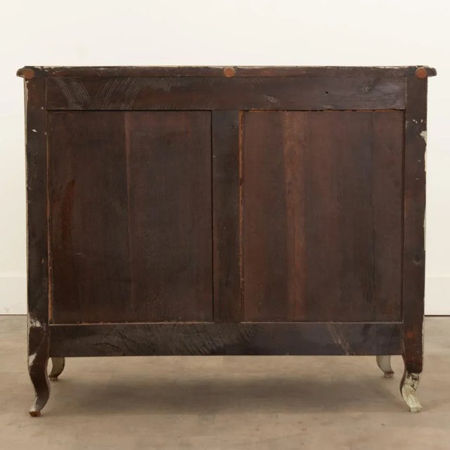 French 20th Century Painted Commode For Sale In Baton Rouge - Image 6 of 12