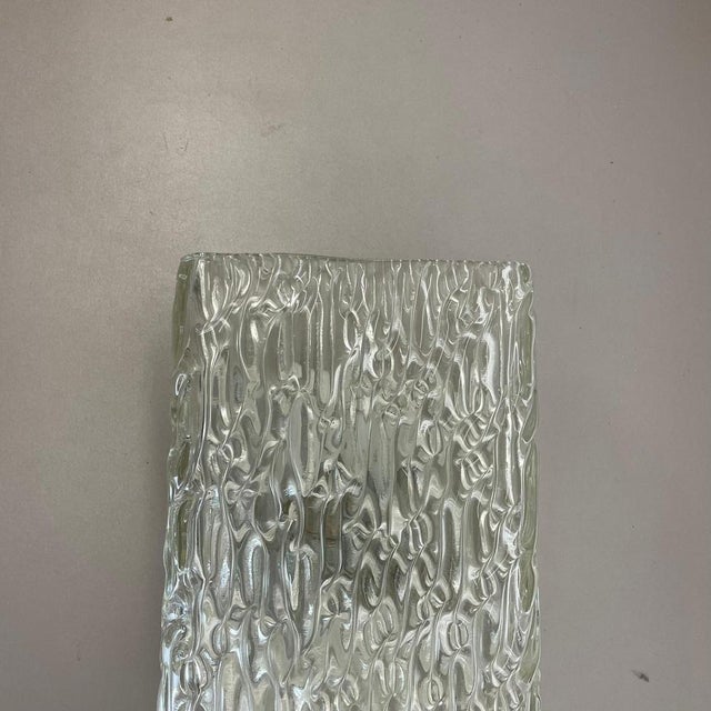 Hollywood Regency Large Hollywood Regency Cubic Ice Glass Wall Light from Kalmar Lights, 1960s For Sale - Image 3 of 18