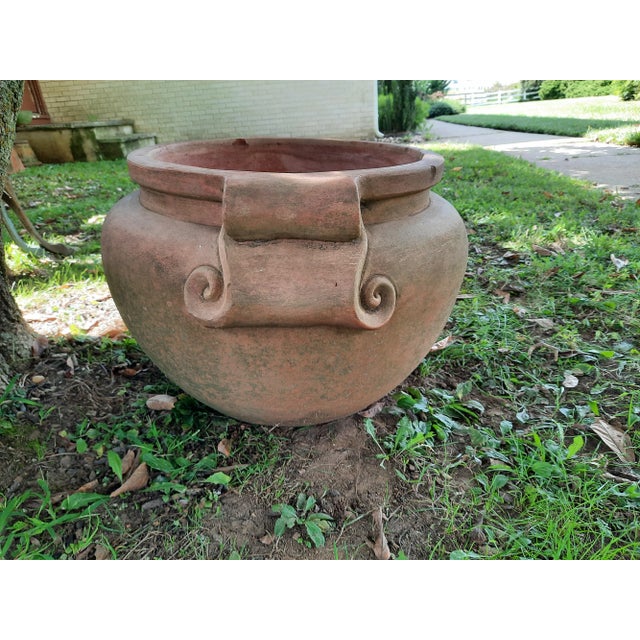 Vintage Italian Terra Cotta Pot For Sale In New York - Image 6 of 12