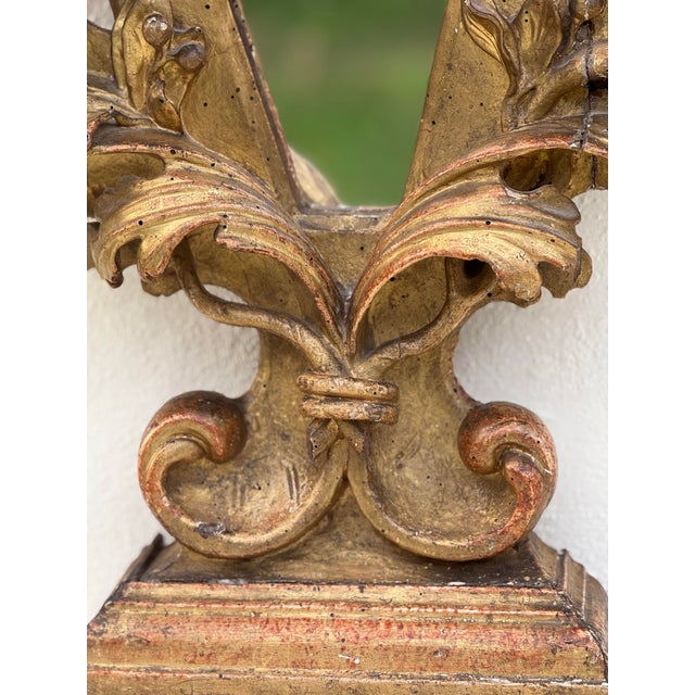 Exuberant Antique Italian Carved Giltwood Reliquary -17th Century (Could Be Used as a Tabletop Mirror ) For Sale - Image 9 of 12