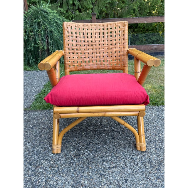 Vintage Mid-Century Modern Rattan Lounge Chair Manufactured by the Company Rattan Art in the Philippines. For Sale - Image 9 of 9