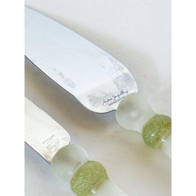 Contemporary Late 20th Century Andrea Zampella Sheffield Stainless Art Glass Cake Server Set- 2 Pieces For Sale - Image 3 of 8