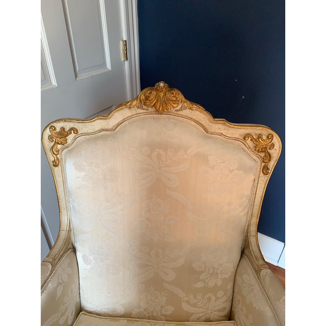 Late 20th Century Late 20th Century Louis XV Style Bergère Chair Silk Damask Parcel Gilt For Sale - Image 5 of 12