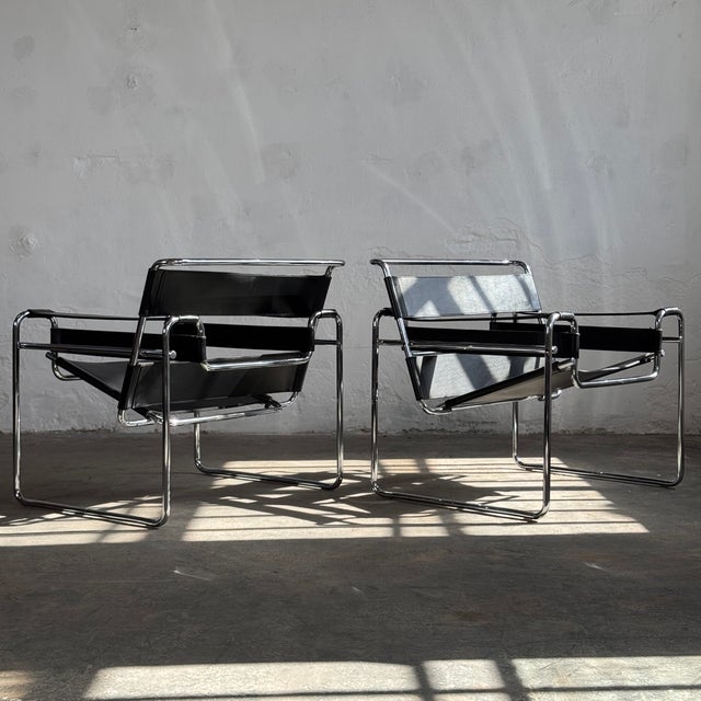 1990s Wassily Chairs and Coffee Table by Marcel Breuer for Knoll, 1990, Set of 3 For Sale - Image 5 of 18