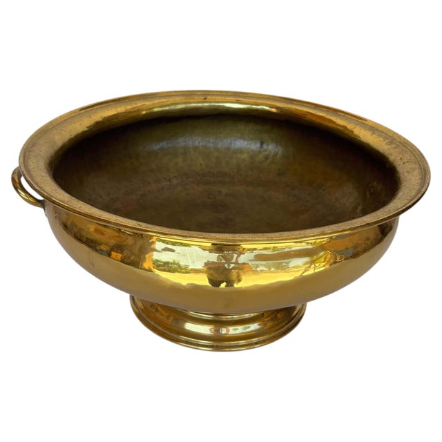 Brass Early 20th Century Arts and Crafts Footed Brass Bowl with Ring Handles 1920s For Sale - Image 8 of 17