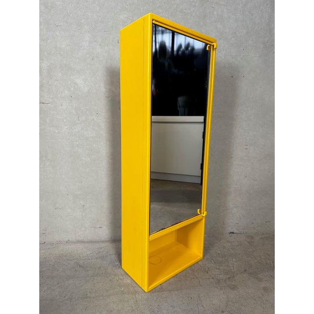 Vintage Yellow Medicine Cabinets by Olaf von Bohr for Gedy, Italy, 1980s, Set of 2 For Sale - Image 14 of 16