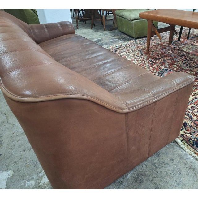 DS44 Three-Seater Sofa in Buffalo Leather from de Sede, 1970s For Sale - Image 6 of 12