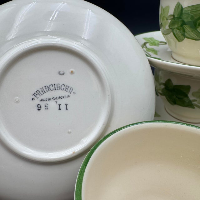 1960s Vintage Franciscan Ivy Usa Dinnerware Cups & Saucers Set of 4 - 8 Pcs For Sale - Image 5 of 5