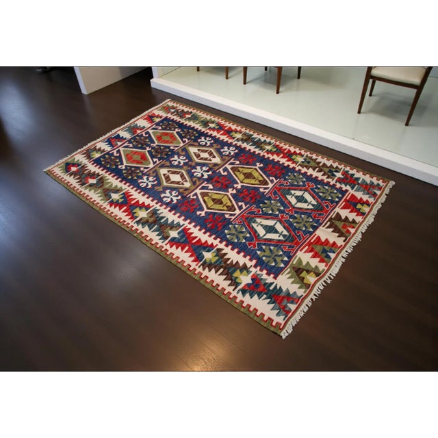 Farmhouse Vintage Handwoven Turkish Kilim Flat Weave Rug – Boho Farmhouse Decor – Collector’s Anatolian Piece – 3′8″ X 5′10″ For Sale - Image 3 of 14
