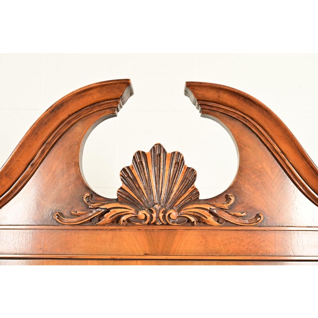 Berkey & Gay Antique Georgian Burled Walnut Breakfront Bookcase Cabinet, Circa 1920s For Sale In South Bend - Image 6 of 12