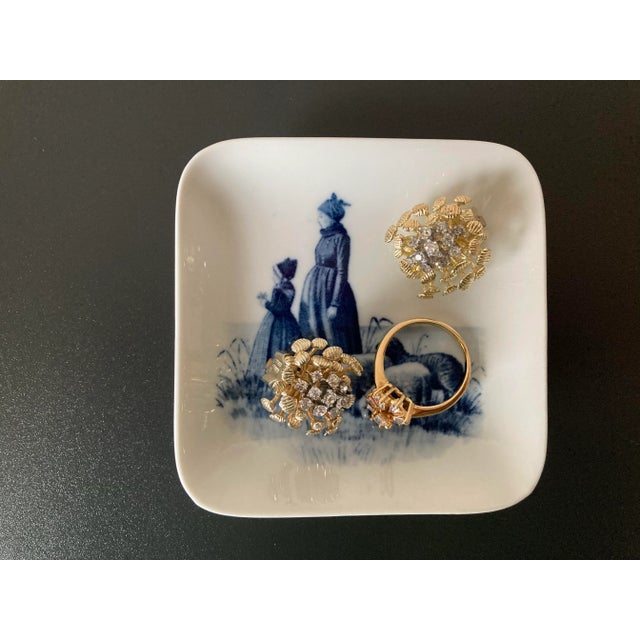 Antique Danish Porcelain White & Blue Jewelry Dish by Royal Copenhagen For Sale In New York - Image 6 of 12