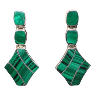 Circa 1970s Malachite & 970 Silver Articulated Drop Earrings With 14k Gold Posts, Pair For Sale