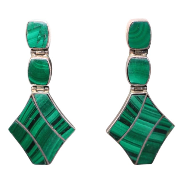 Circa 1970s Malachite & 970 Silver Articulated Drop Earrings With 14k Gold Posts, Pair For Sale
