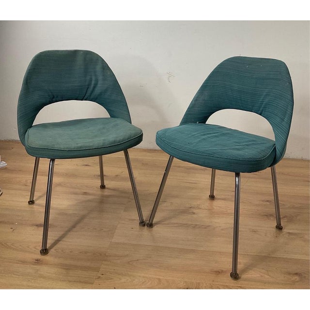 Set of Conference Chairs with Steel Legs by Saarinen, 1960s For Sale - Image 4 of 15