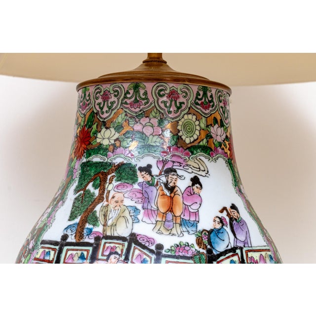Chinese Famille Rose Millefleurs Hu-Form Porcelain Table Lamp | Figural Scenes | Mid-20th Century | With Shade For Sale - Image 4 of 13