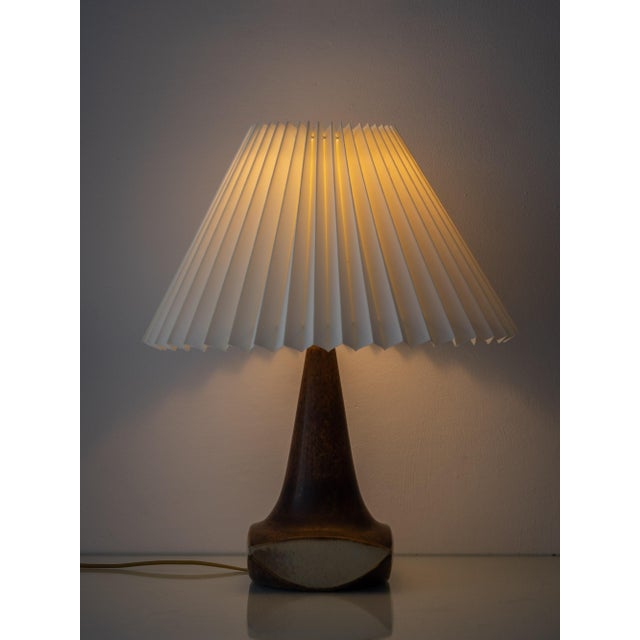 Danish Modern Stoneware Table Lamp with New Pleated Lampshade from Michael Andersen & Søn, 1960s For Sale - Image 6 of 18