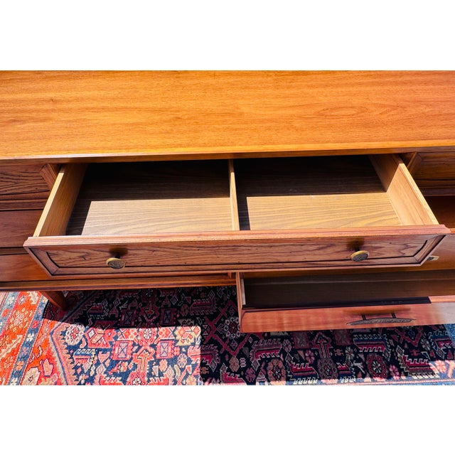 Vintage 1960s Henredon Heritage Brutalist Oak Wood 7-Drawer Dresser For Sale - Image 12 of 12