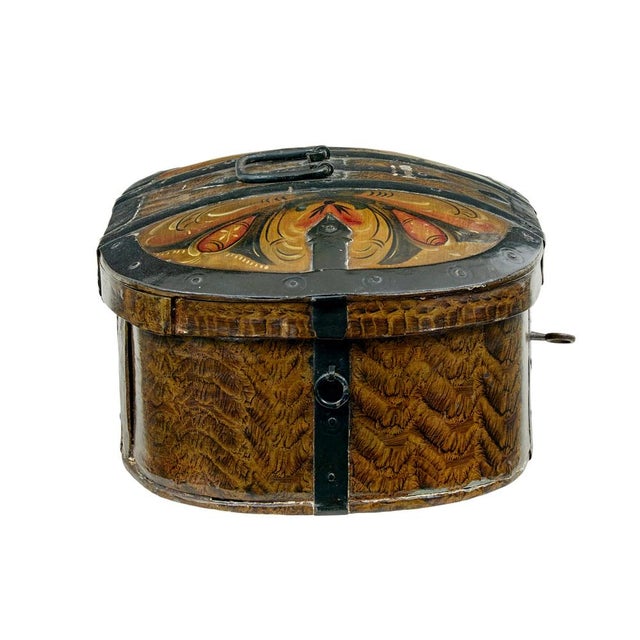 Scandinavian Hand-Painted Box, 1860 For Sale - Image 4 of 7