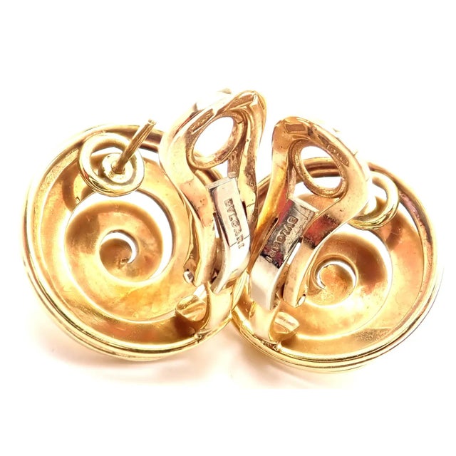 Metal Vintage BULGARI BULGARI 18k Yellow Gold Swirl Earrings For Sale - Image 7 of 9