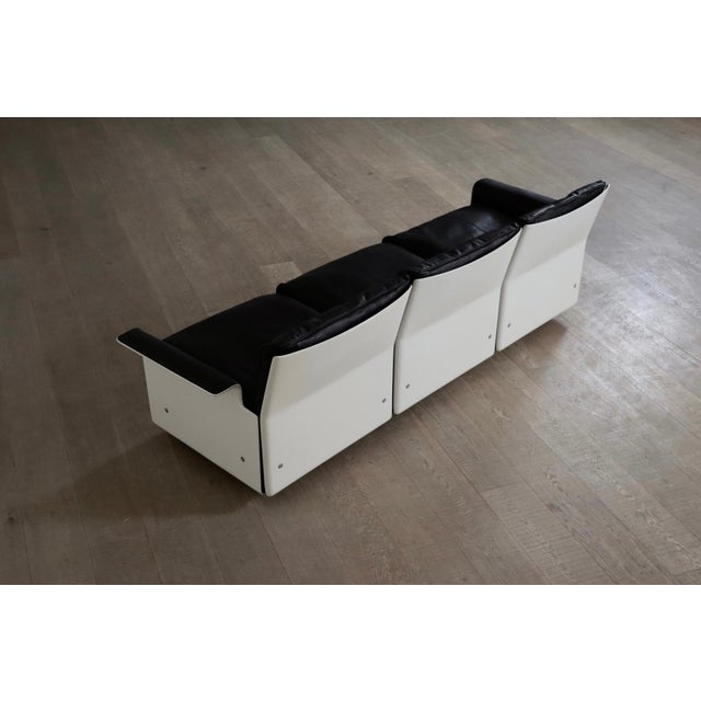 Model 620 Two Seater Sofa in Black Leather by Dieter Rams for Vitsoe, 1979 For Sale - Image 9 of 11