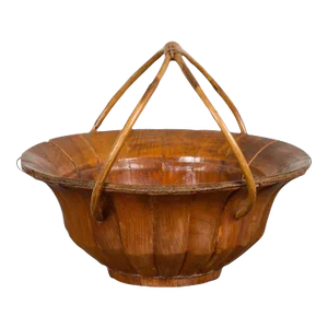 1900s Chinese Late Qing Dynasty Varnished Bamboo Basket with Large Handles